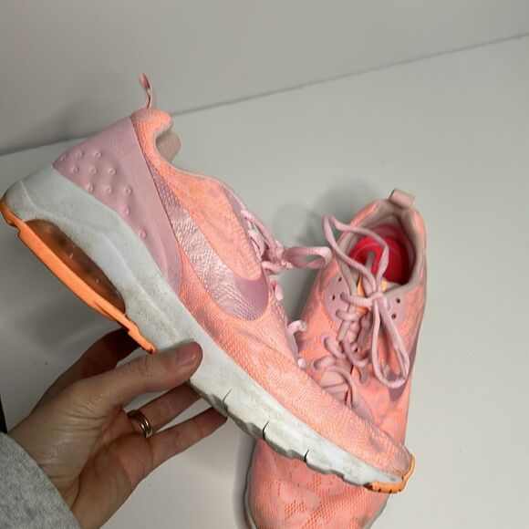 Nike Air Max Motion LW Eng Pink Orange - Picture 2 of 9